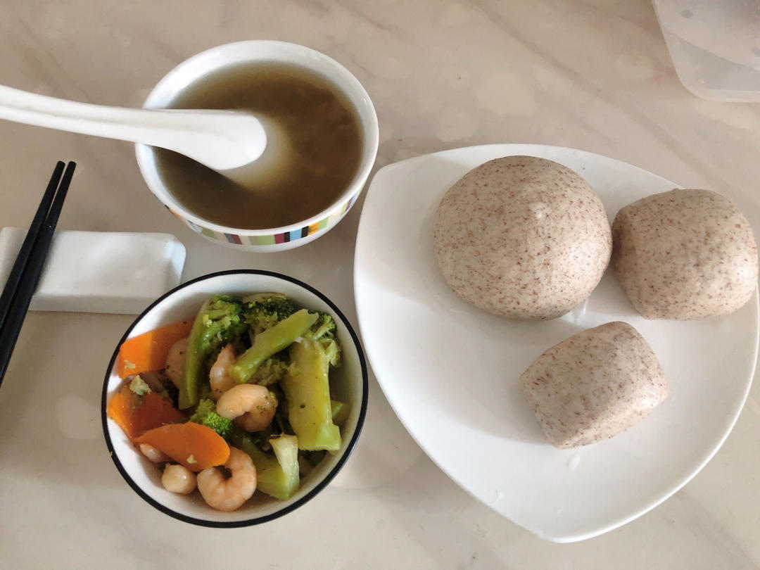黑麦馒头