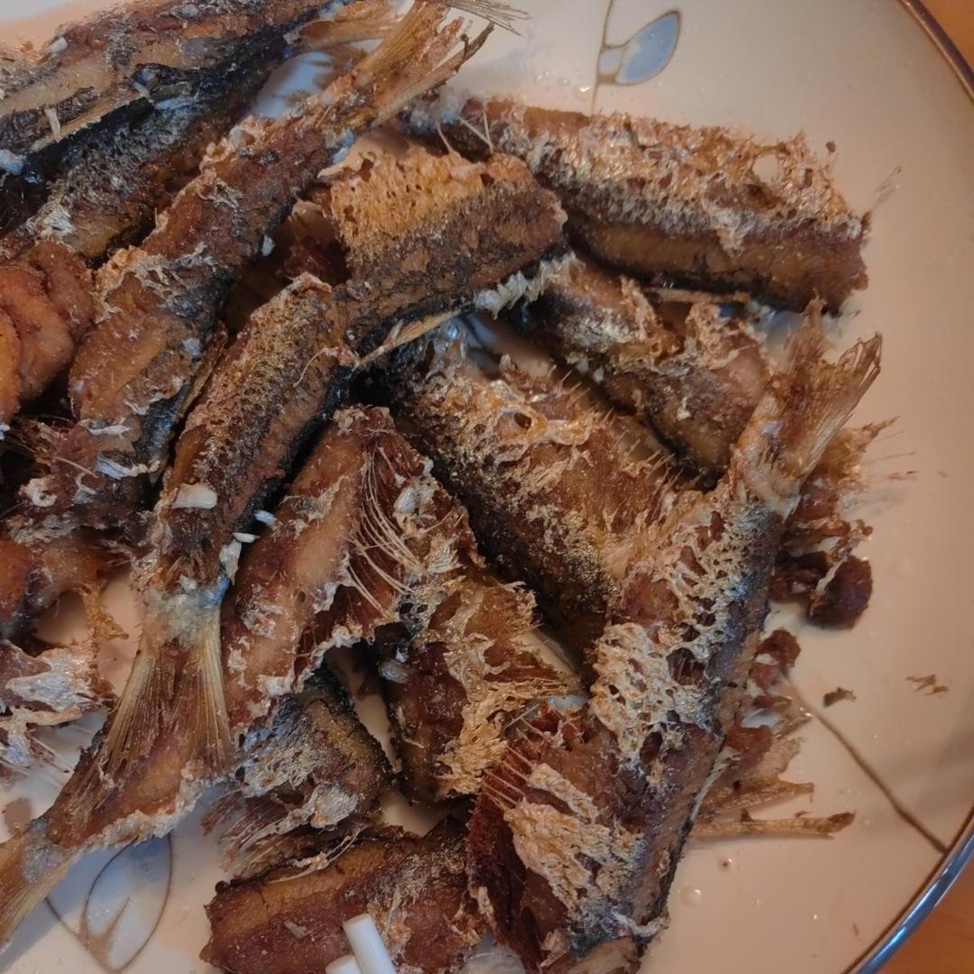干炸小鱼