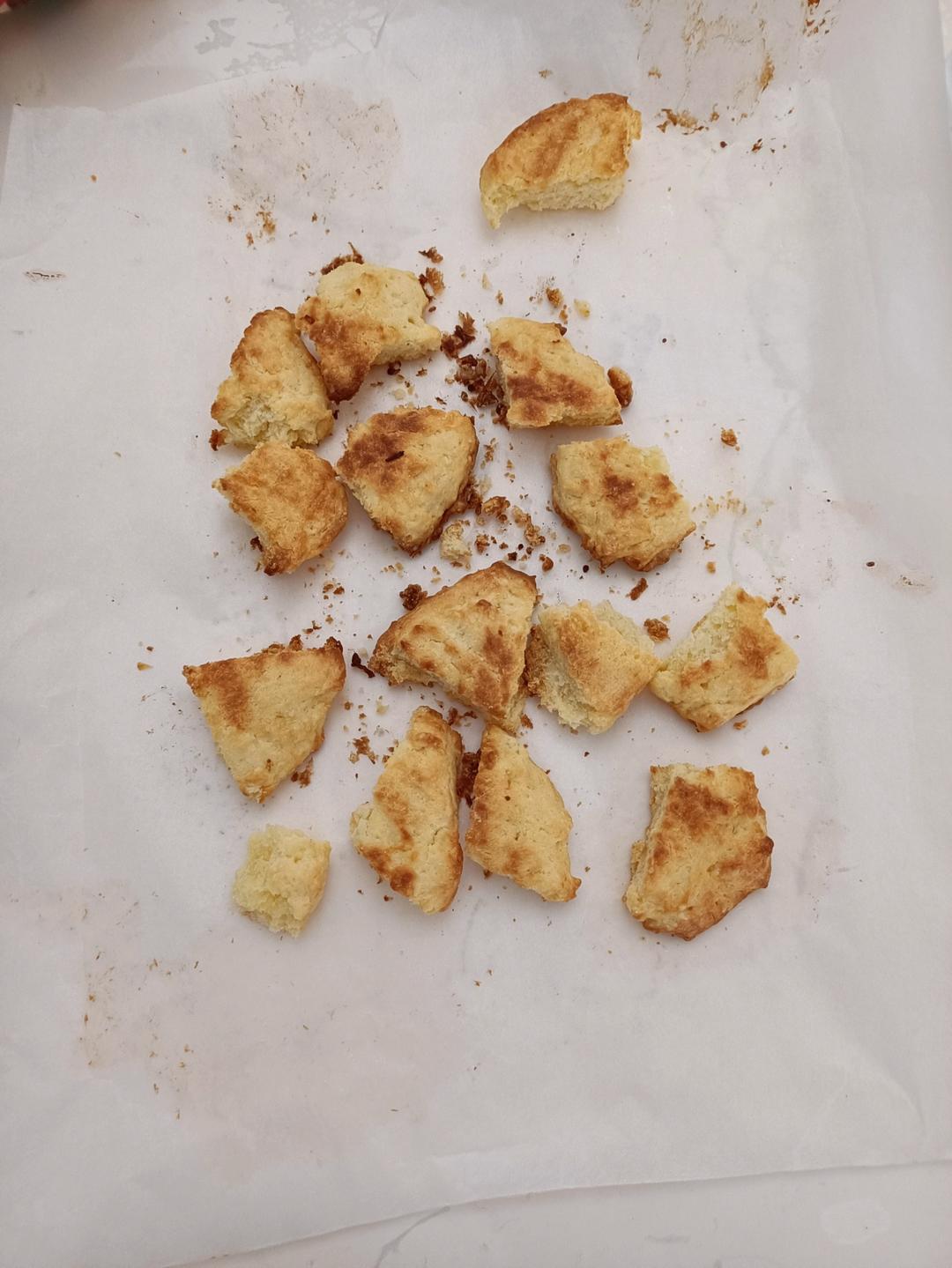 超级松软完美裂纹的司康-English scones