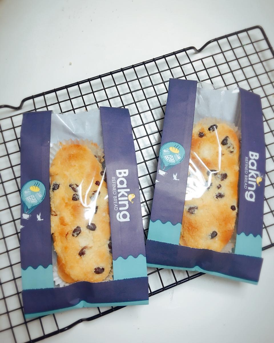椰蓉蜜豆泡浆面包