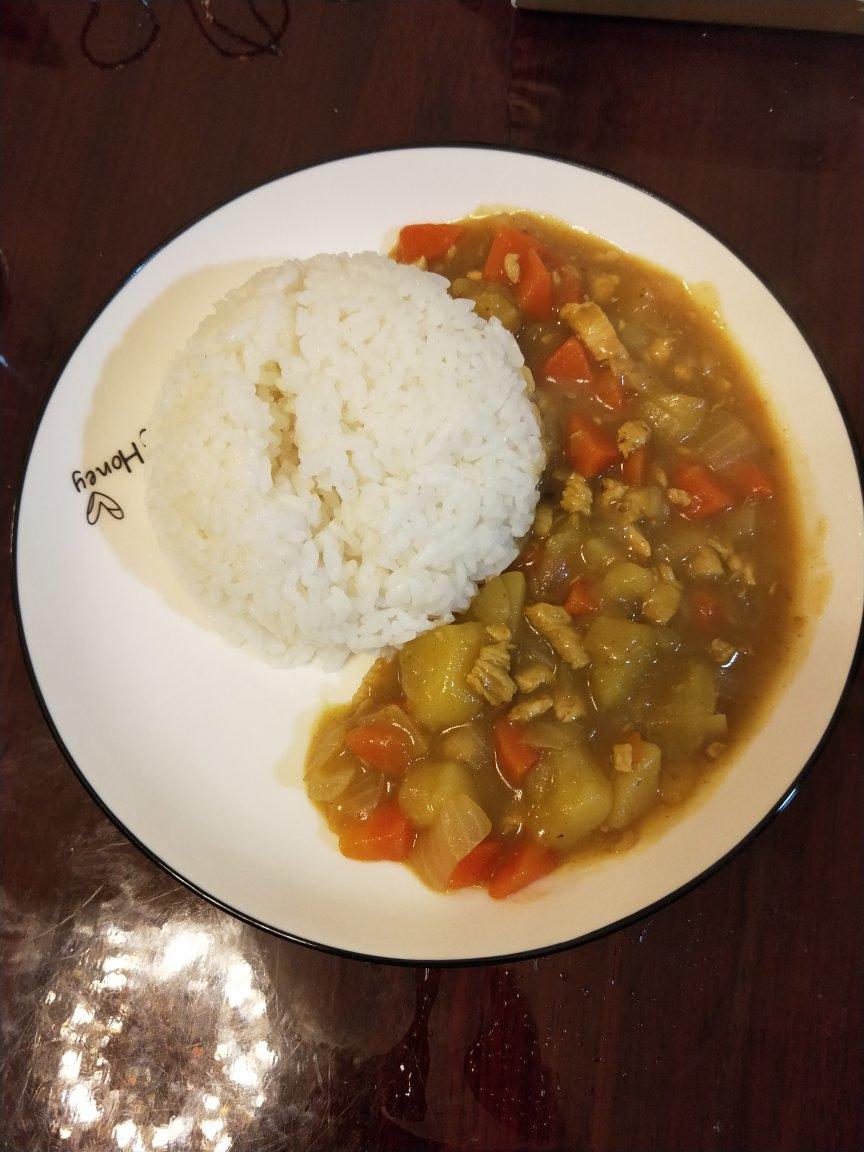 超浓咖喱鸡块土豆饭