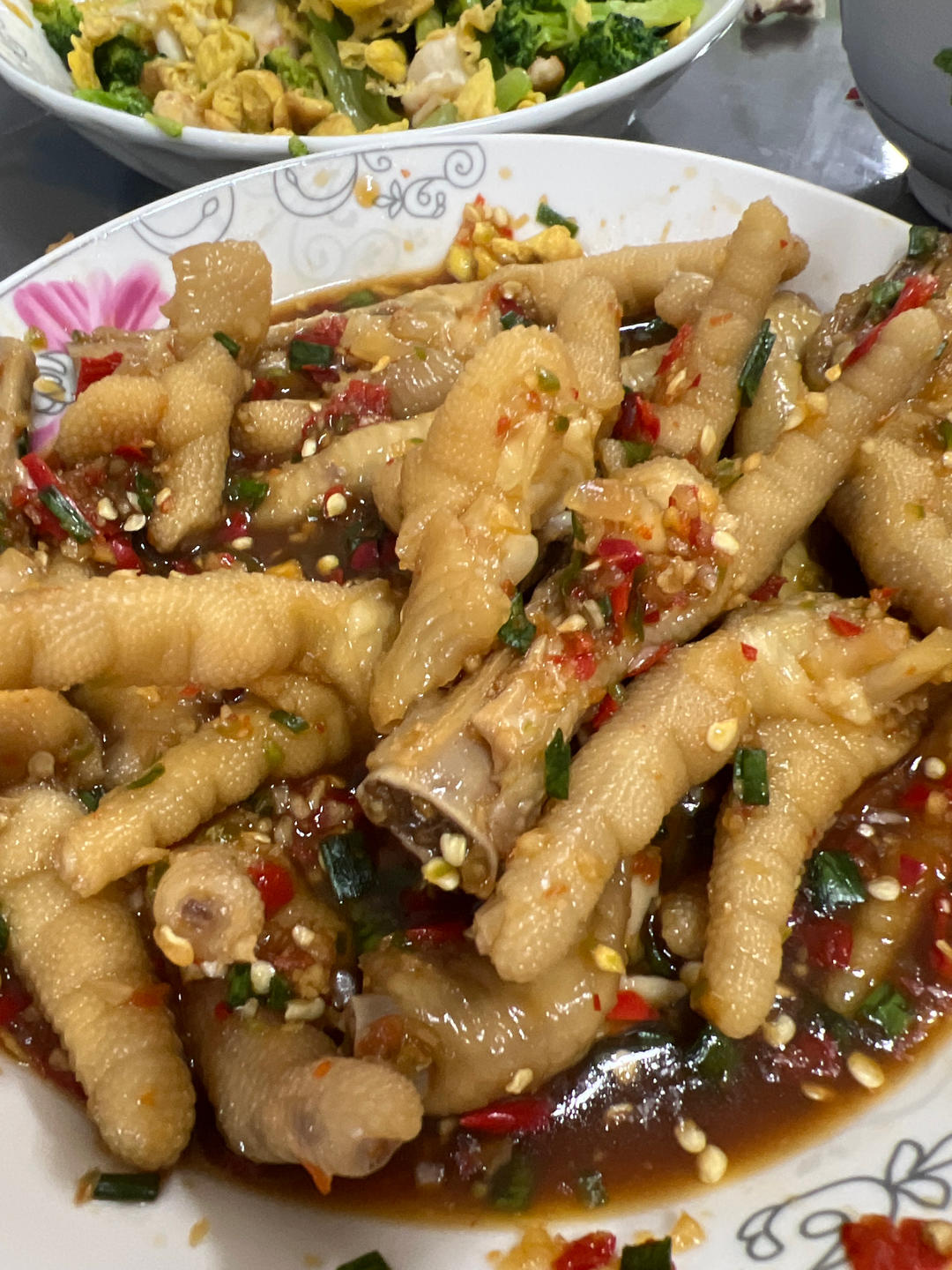 绝对不会后悔的酸辣鸡爪