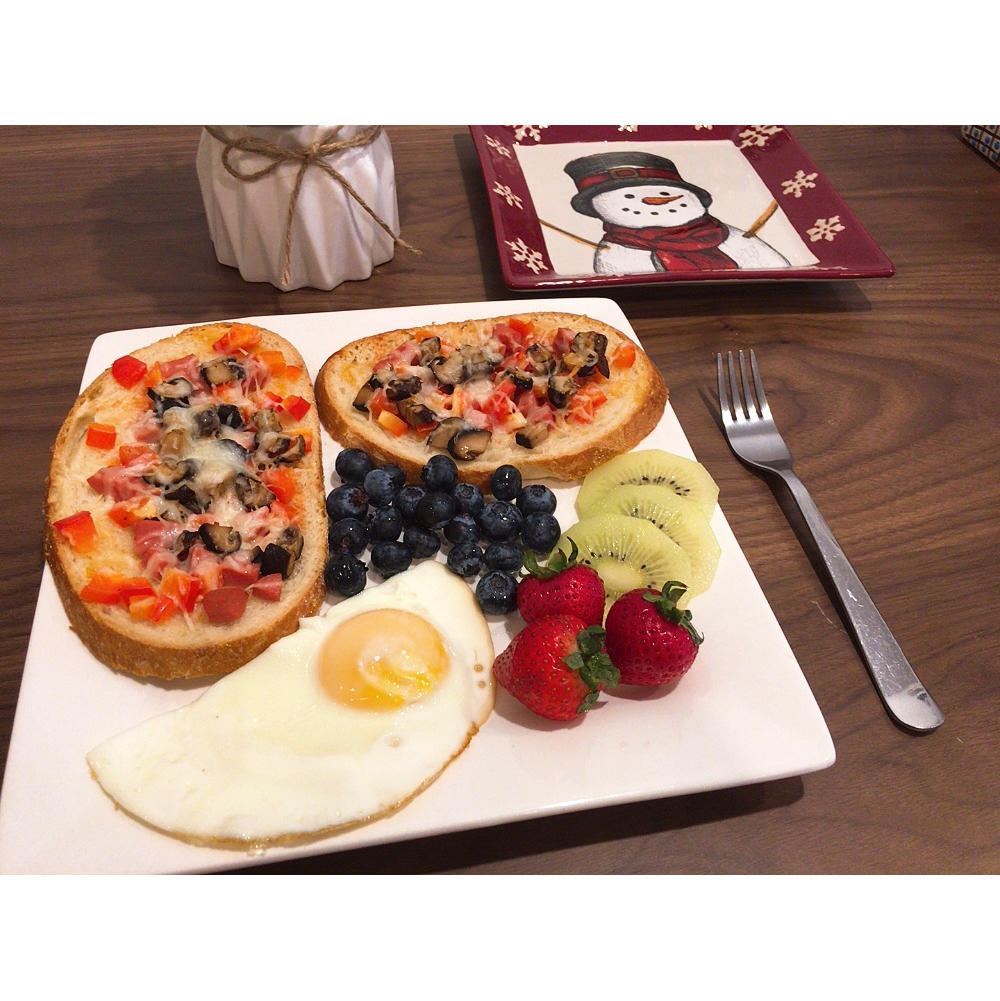 超好吃面包披萨🍕