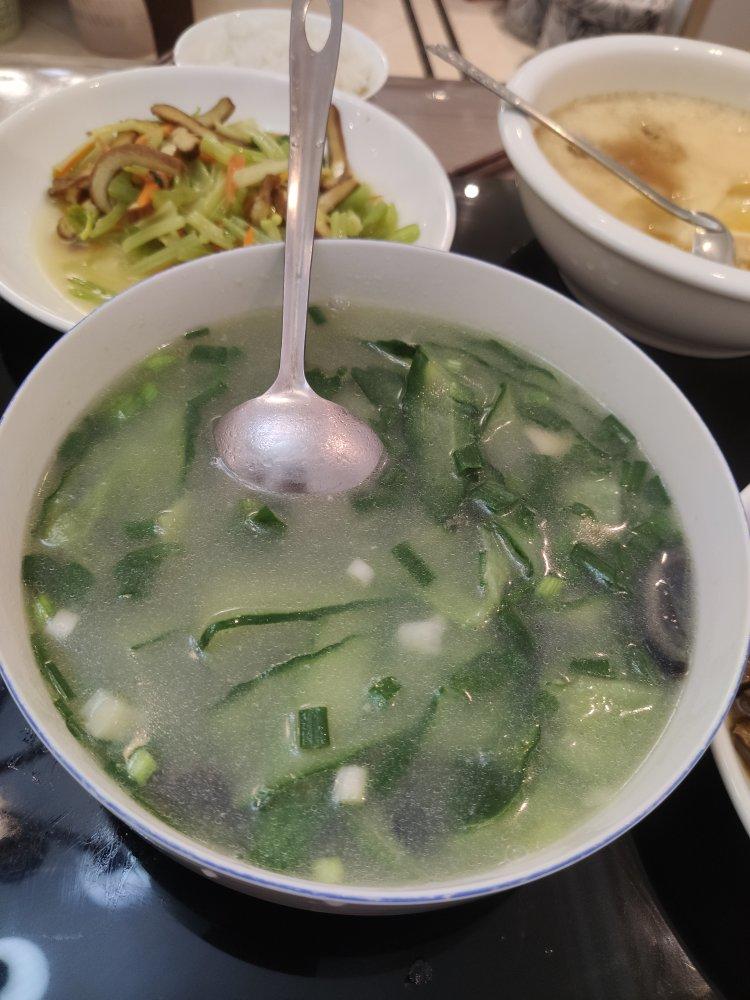 黄瓜皮蛋汤
