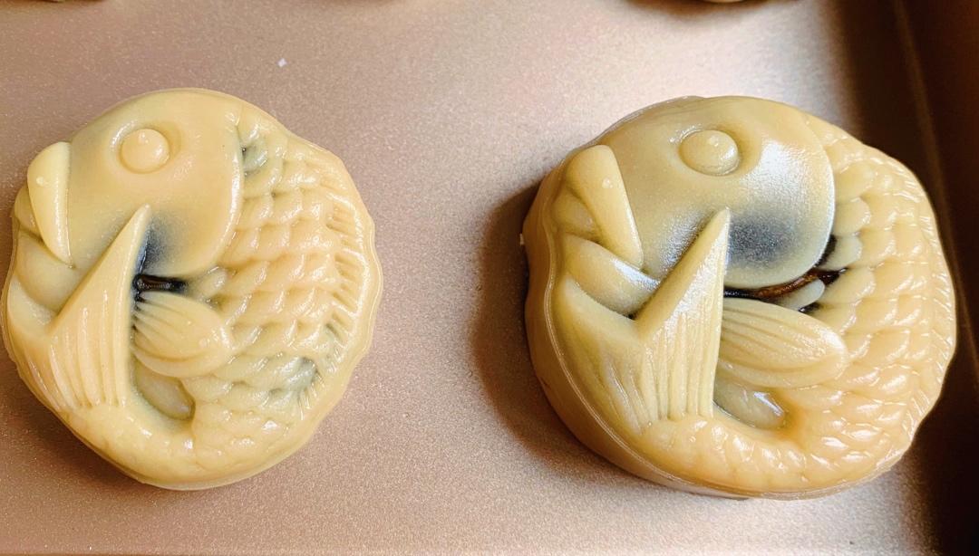 广式月饼—蛋黄冬翅月饼