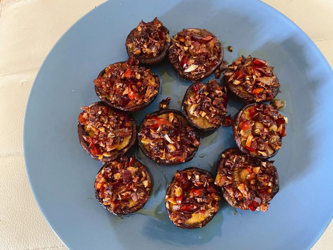 蒜蓉孜然烤香菇