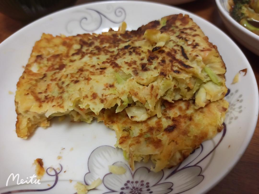 包菜蛋饼也太好吃了吧！！！吃撑才153大卡
