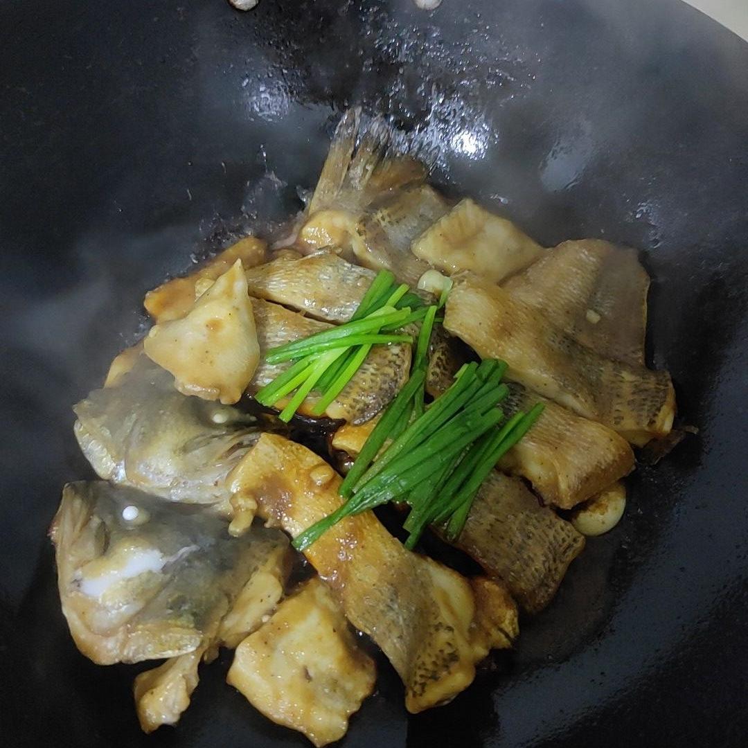葱香焗鲈鱼