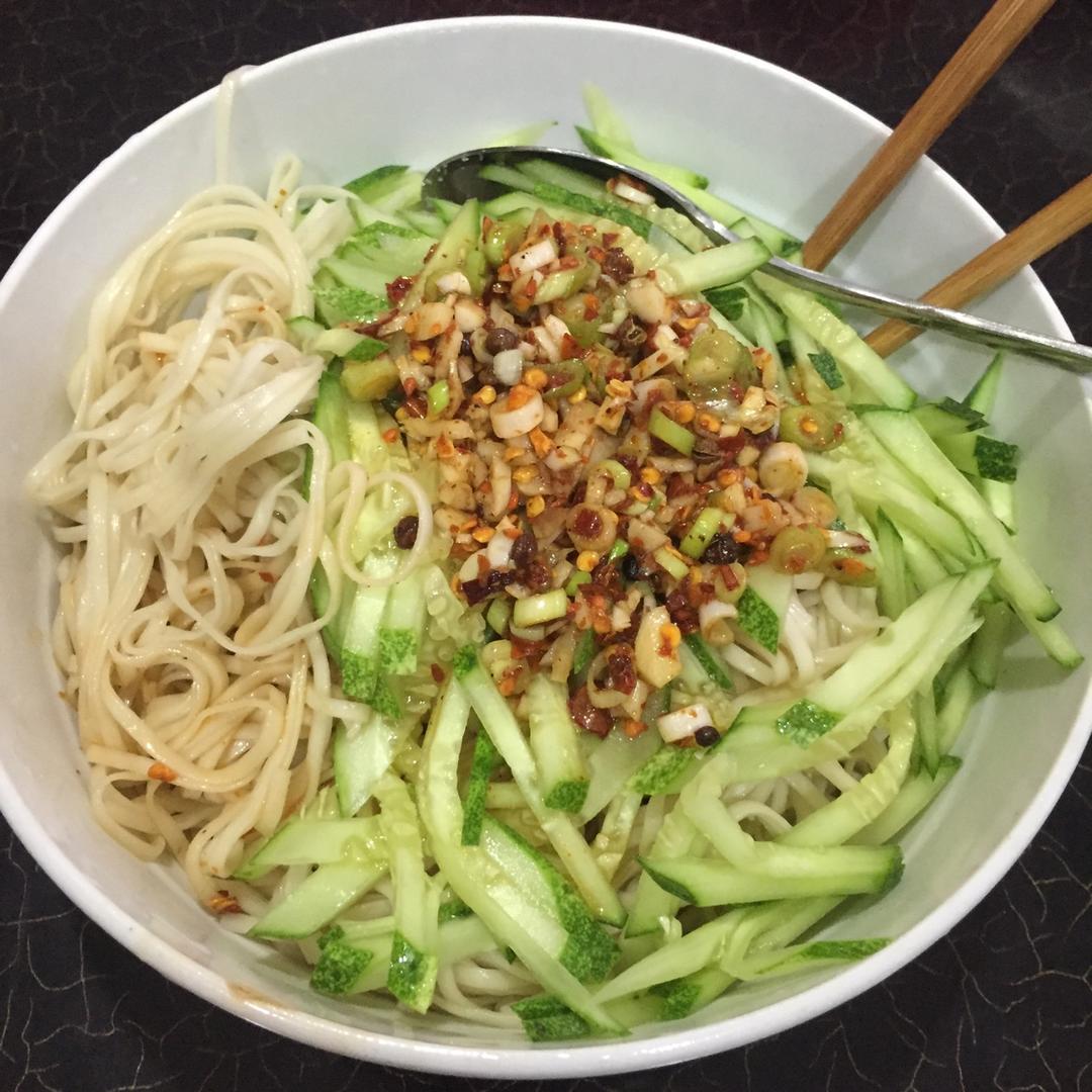 姥姥的爽口凉面！（干拌挂面）