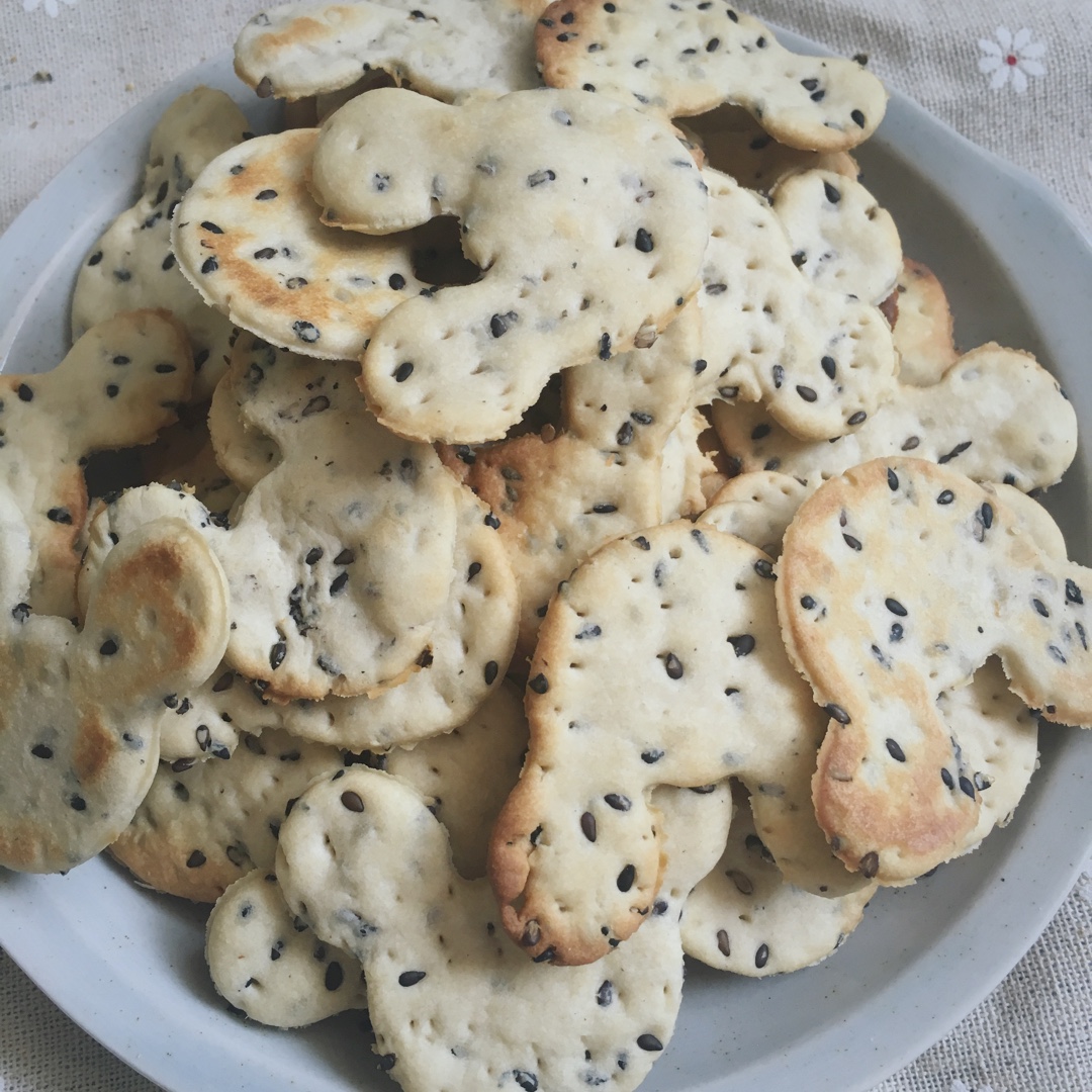 黑芝麻咸香饼干