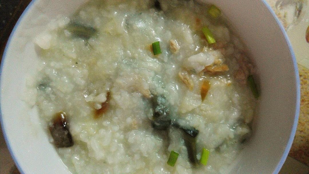 皮蛋瘦肉粥