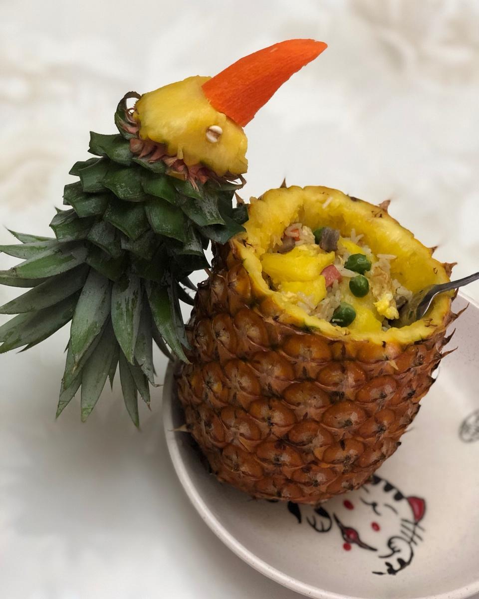 鸟语花香菠萝炒饭