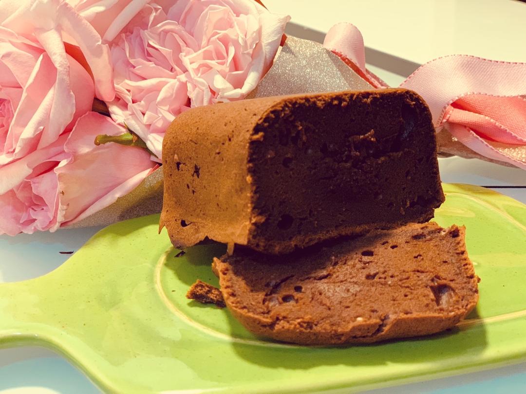 巧克力熔岩蛋糕(全图文超简单)