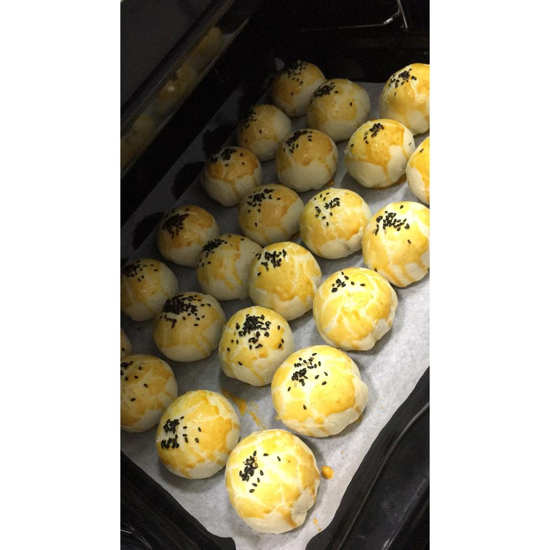 蛋黄酥~紫薯、抹茶、原味~花好月圆，中秋快乐~内附一次做六色蛋黄酥方法~
