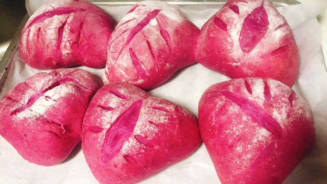 火龙果麻薯软欧