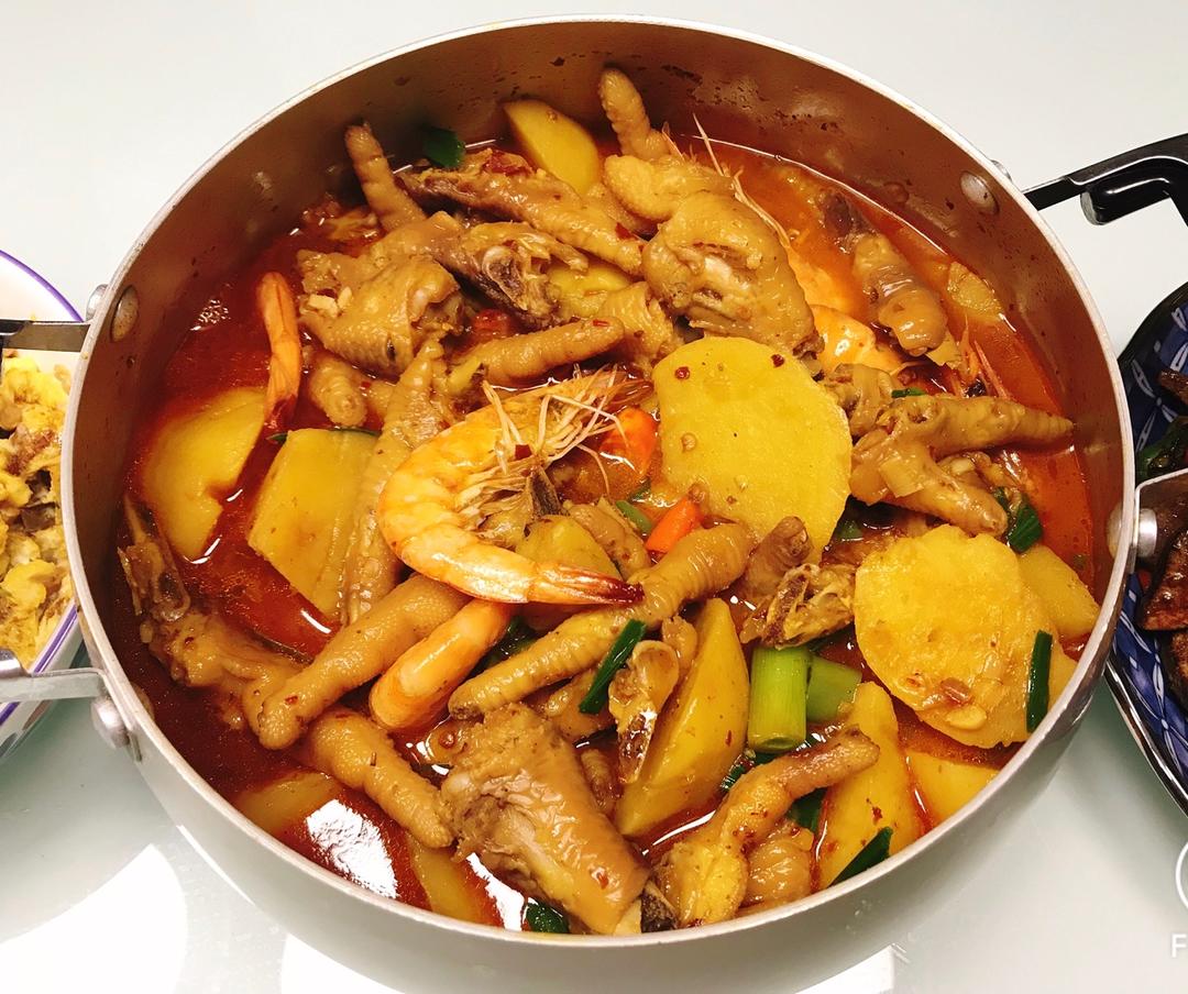 超入味的鸡爪煲，吃过就忘不了