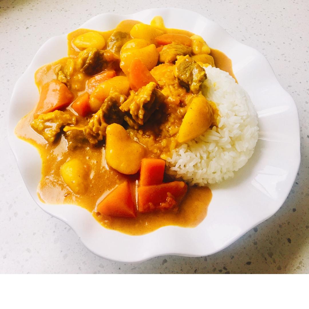 咖喱牛腩