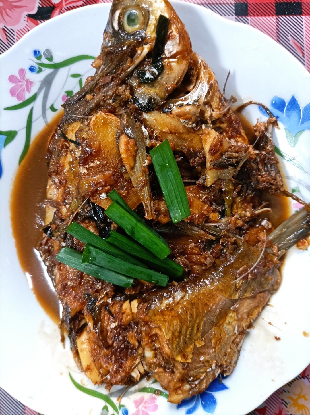 红烧鳊鱼