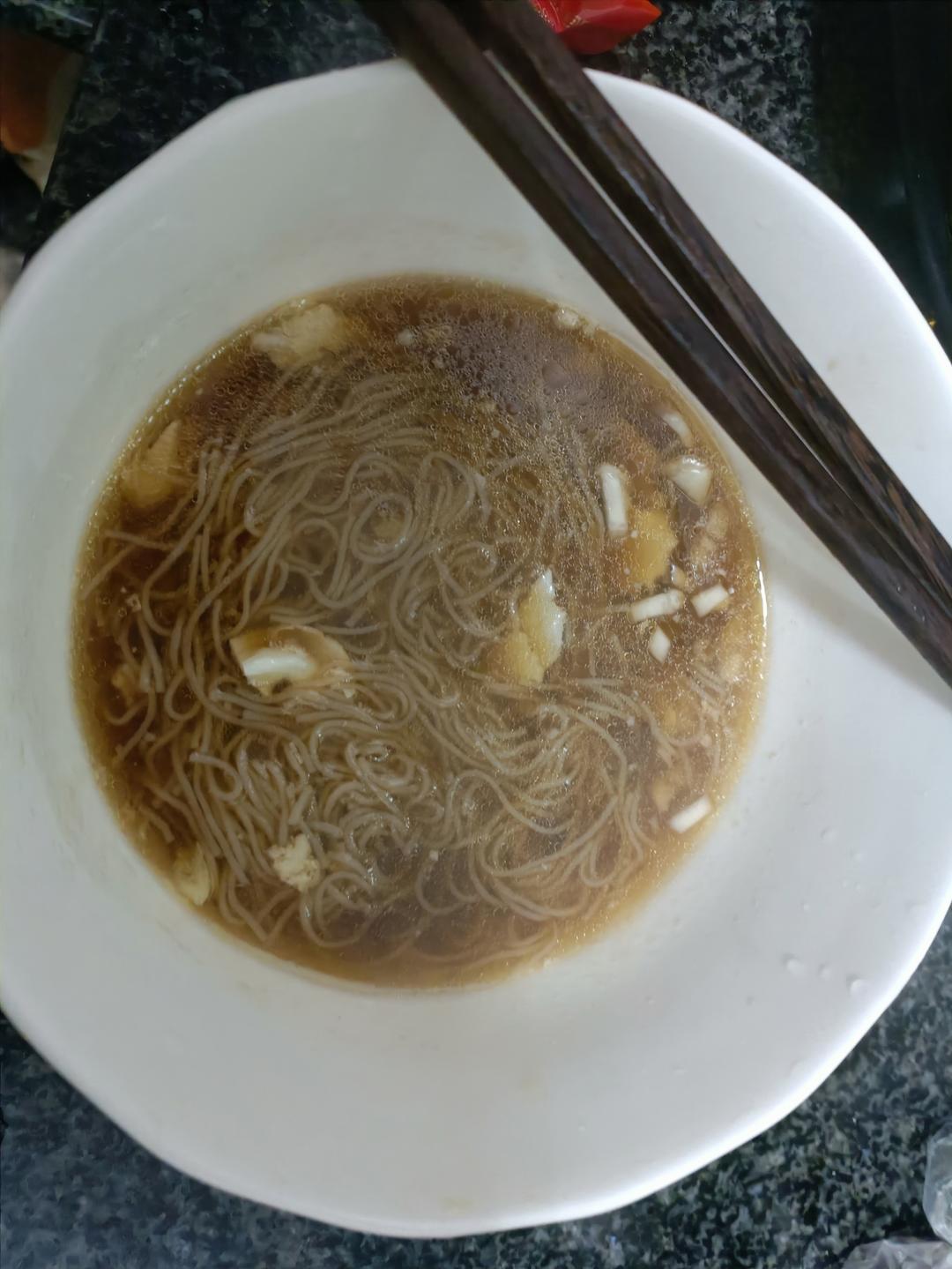 清汤挂面-香而不腻，方便快捷