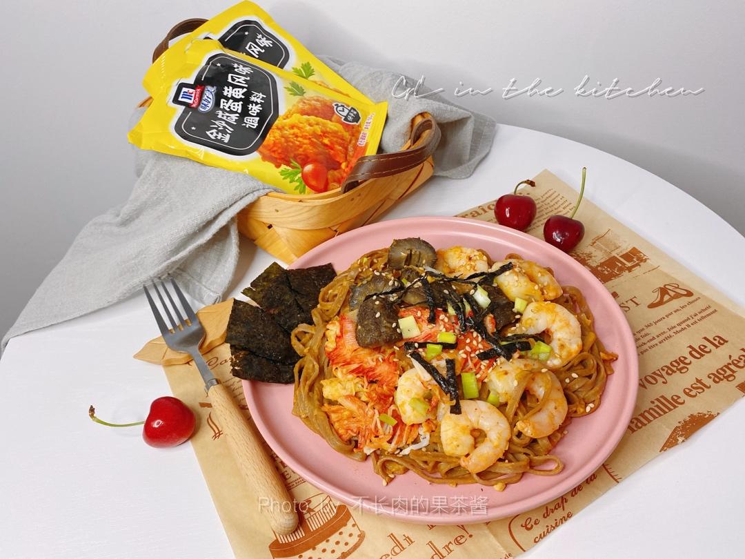 葱油香辣咸蛋黄拌面