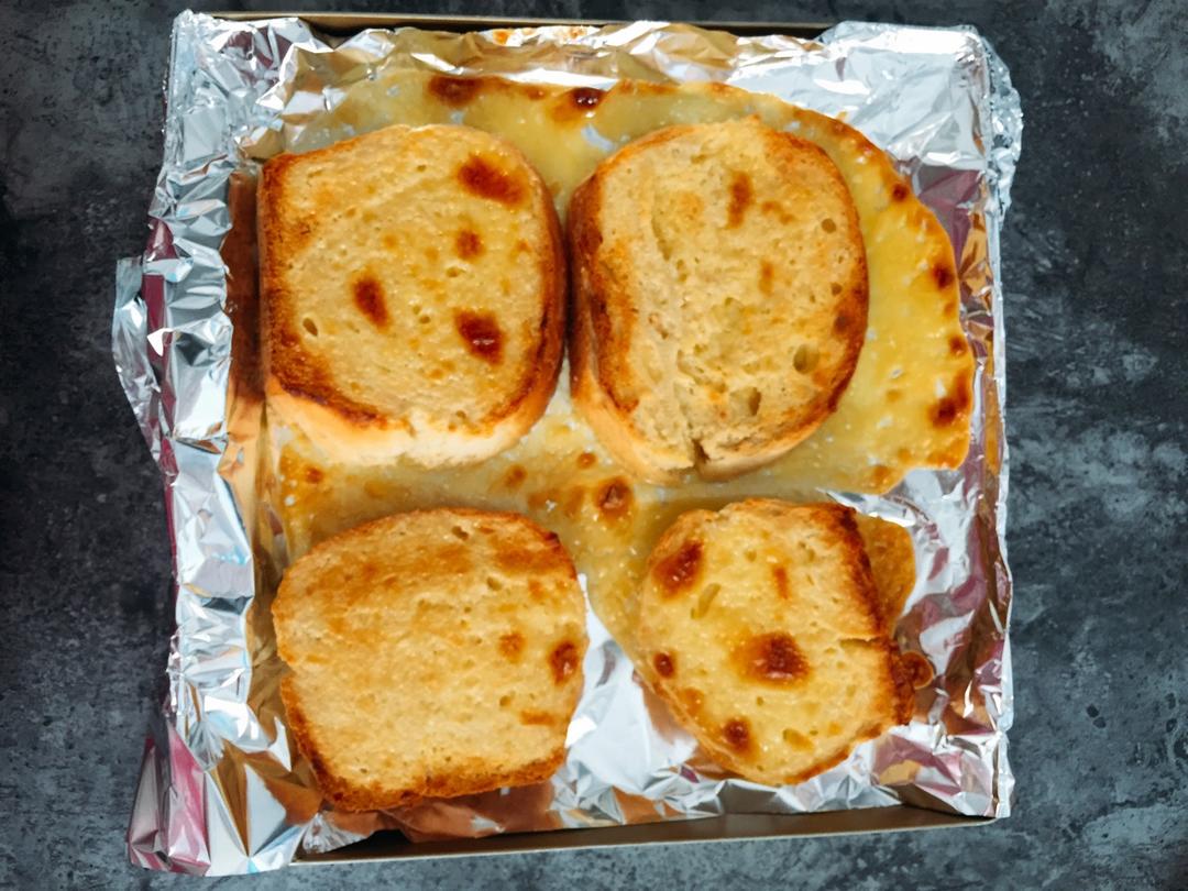 最近特火的~岩烧乳酪