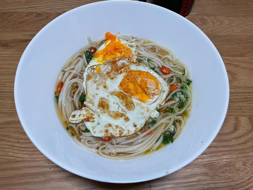 一碗热汤面