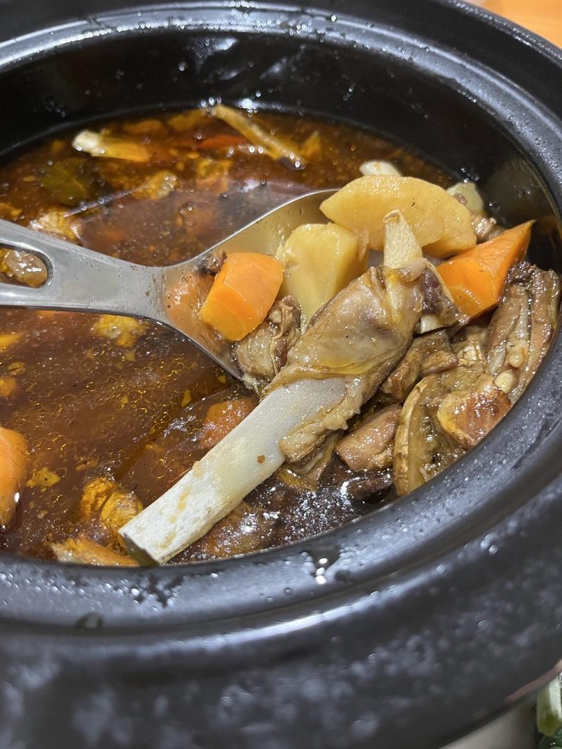 酥而不腻的红烧羊排