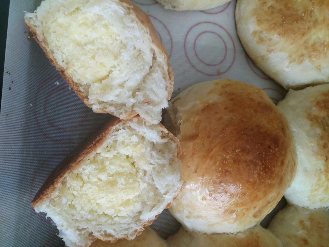 柔软看得见─超软香甜椰蓉小面包