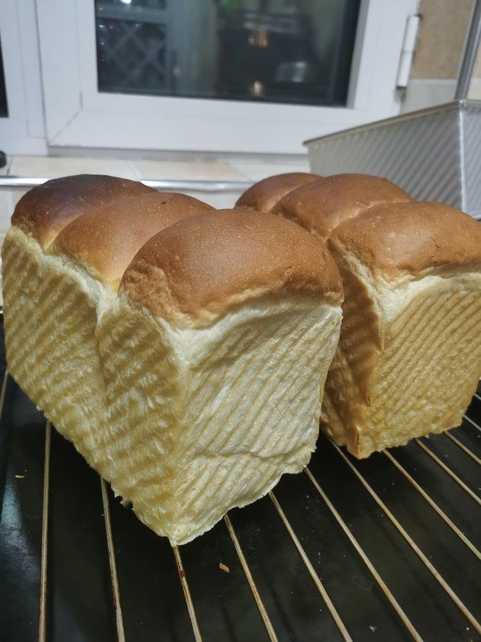 又香又白又温柔--蛋奶吐司