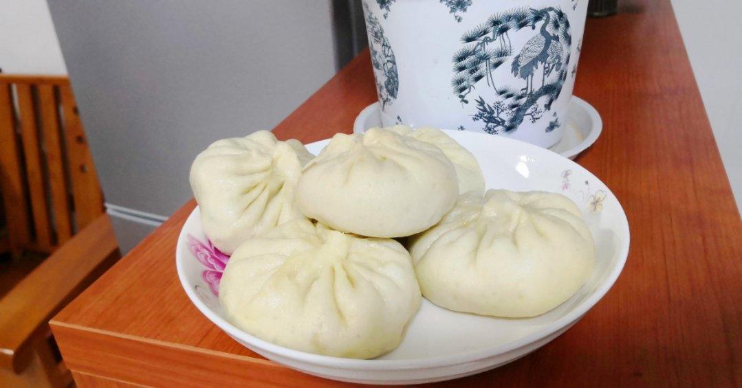 鲜肉包子