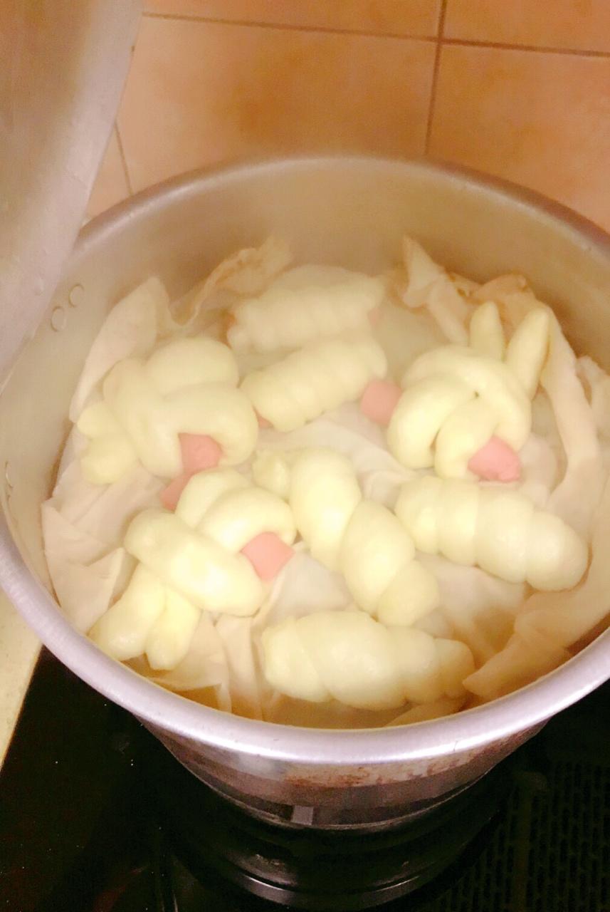香肠兔子馒头卷