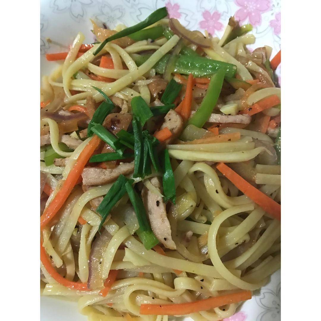 快手美味──素炒黑椒意面