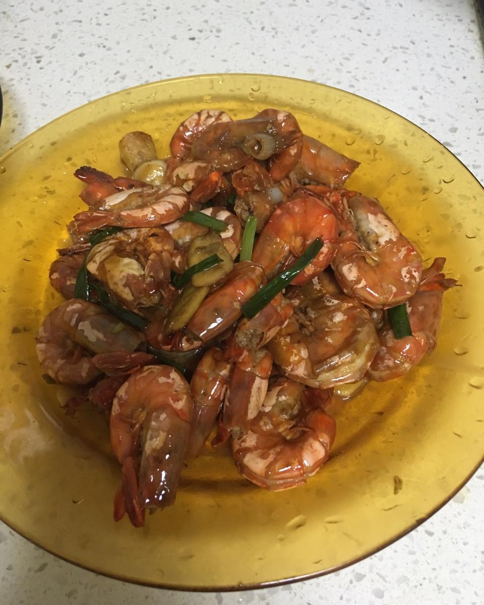 香到舔盘的油焖大虾（详解如何清理好一只虾）
