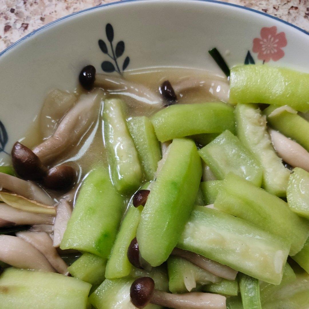 清炒丝瓜（不变黑的方法）