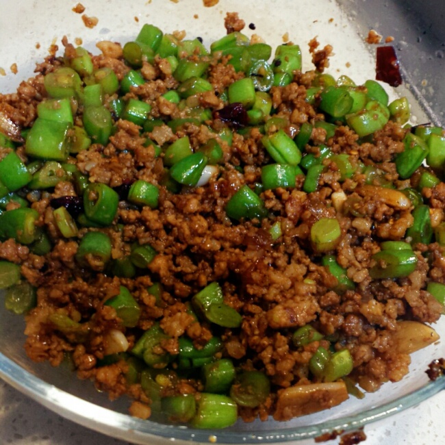 肉沫豆角下饭菜