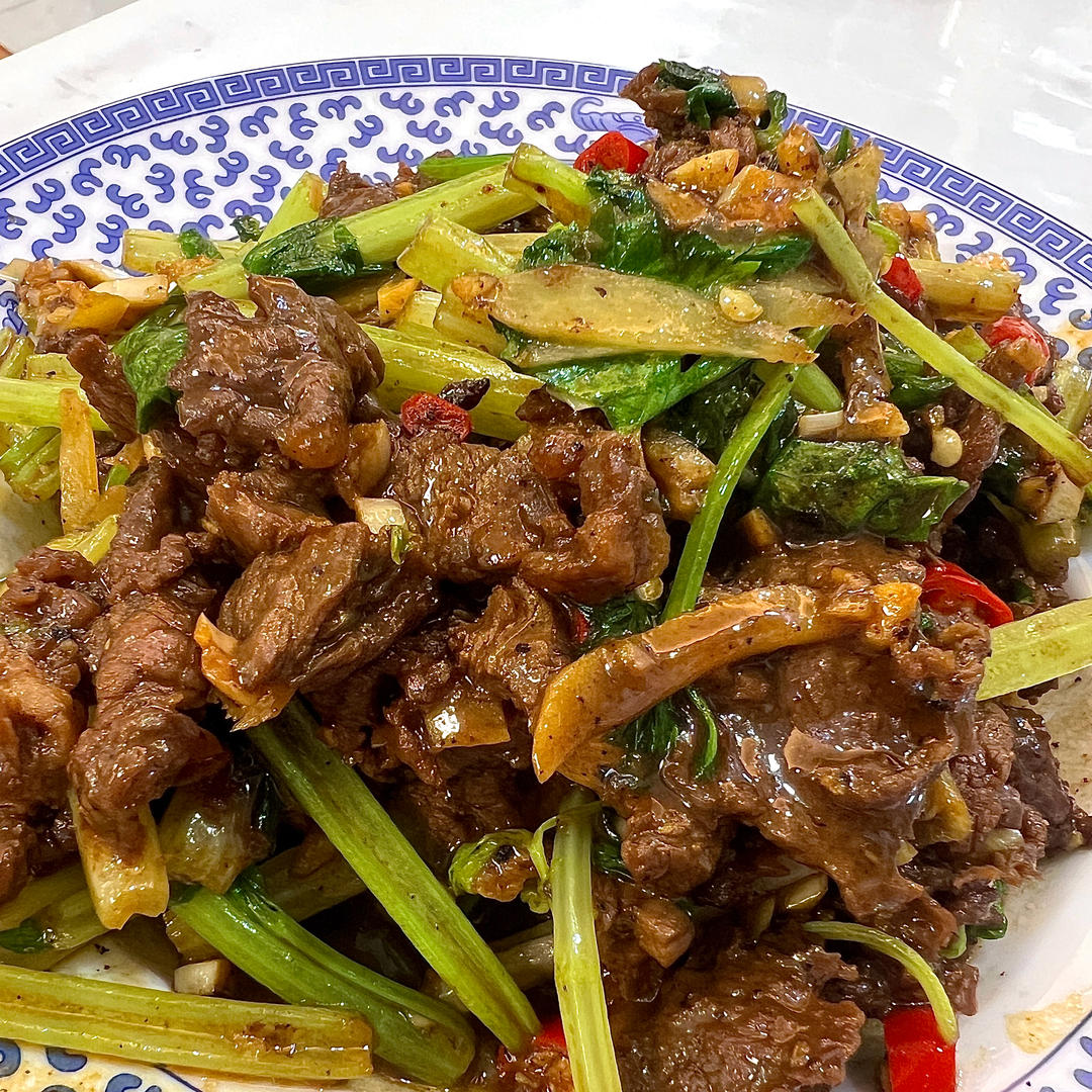 小炒黄牛肉