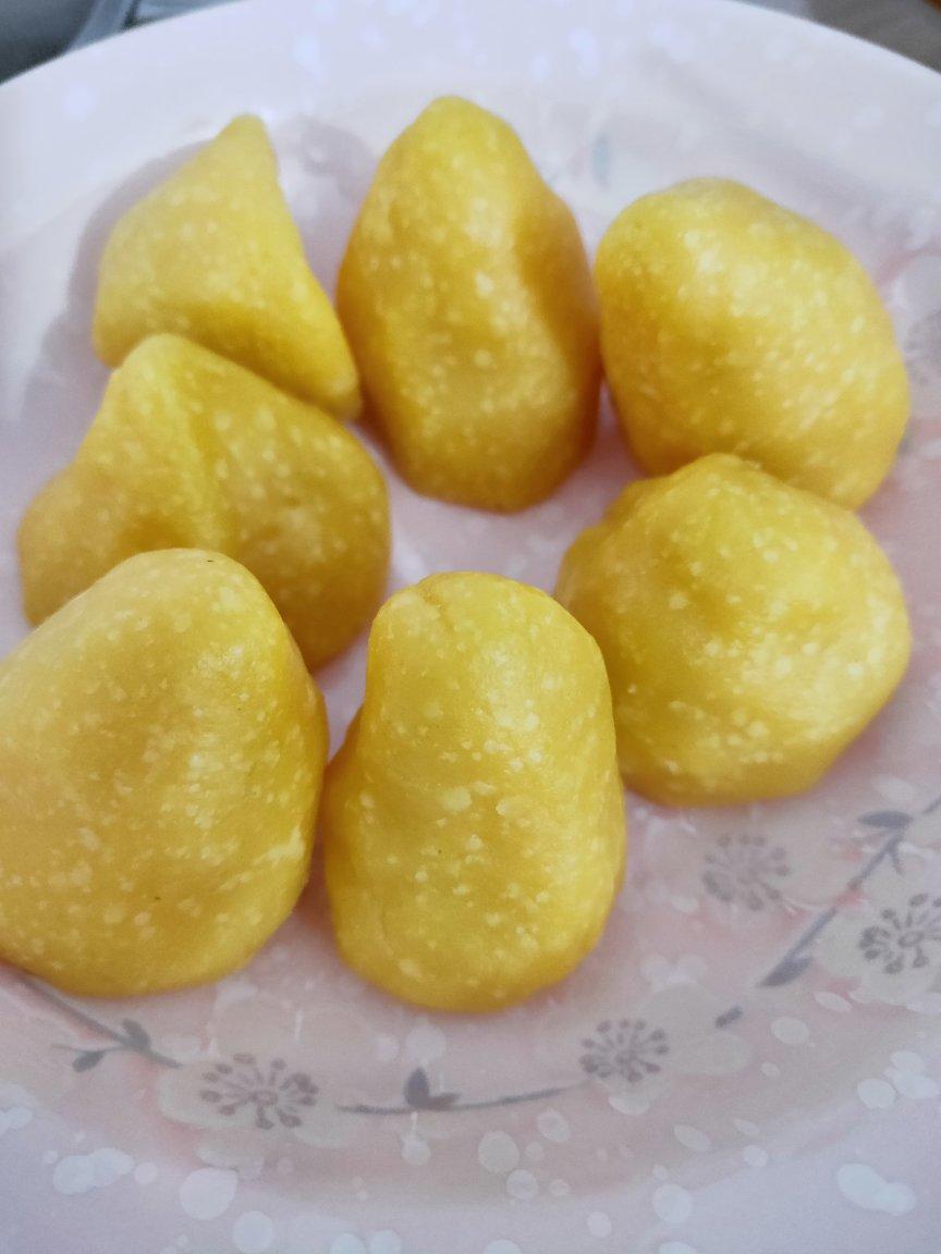 奶香糯米窝窝头