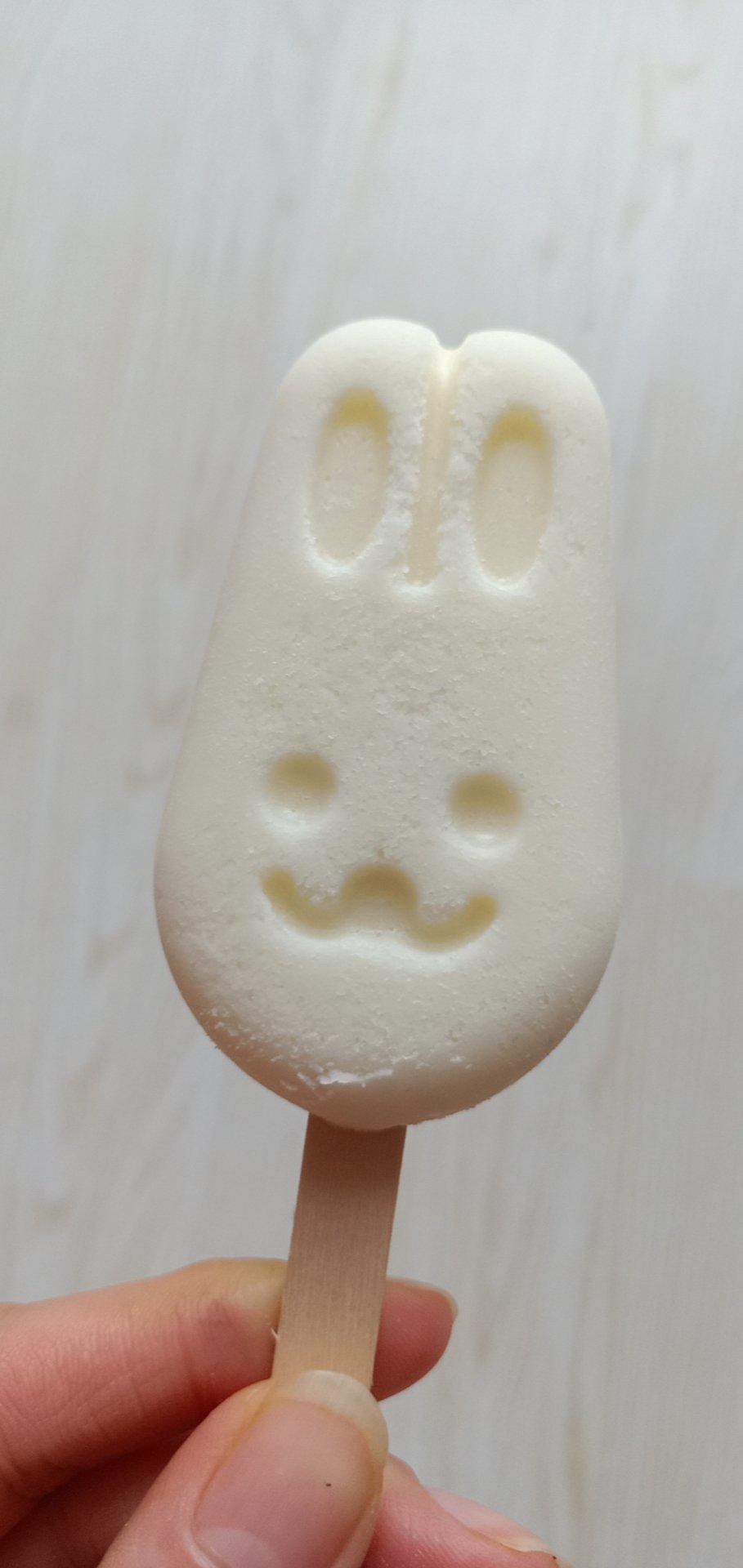 牛奶布丁雪糕