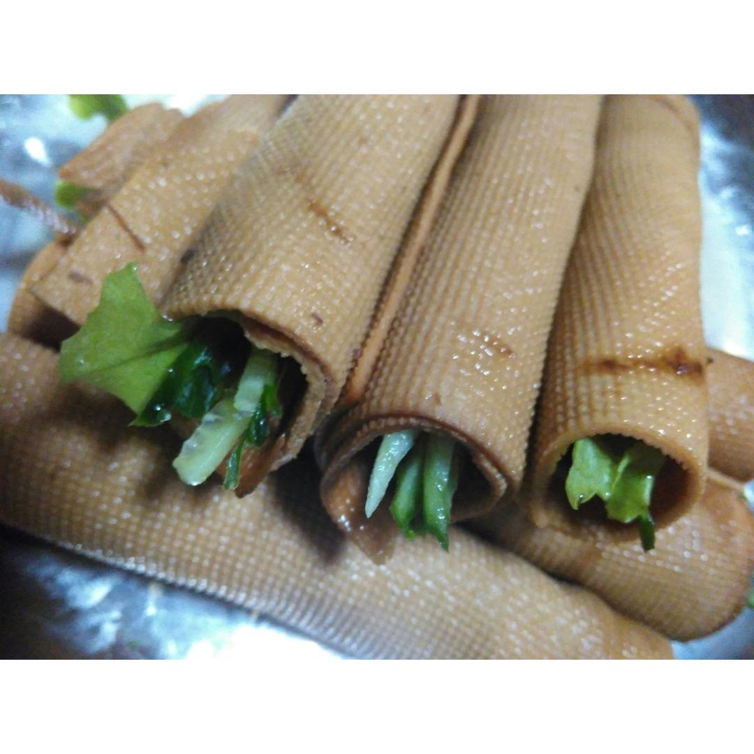 生菜豆皮卷