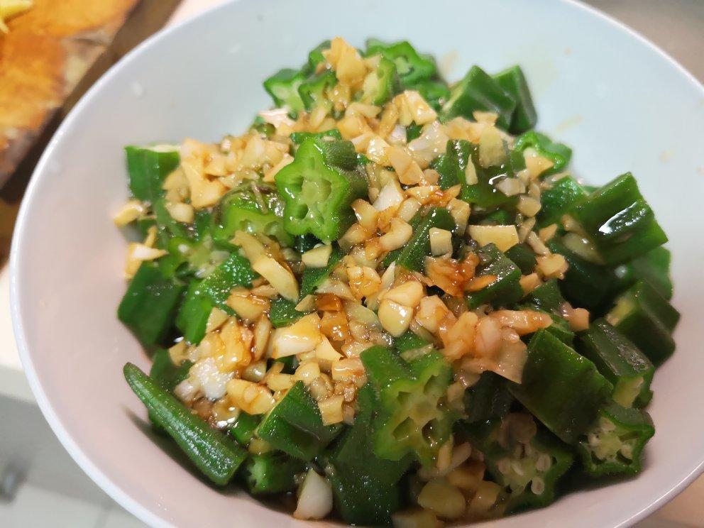 秋葵最好吃的做法，蒜香秋葵