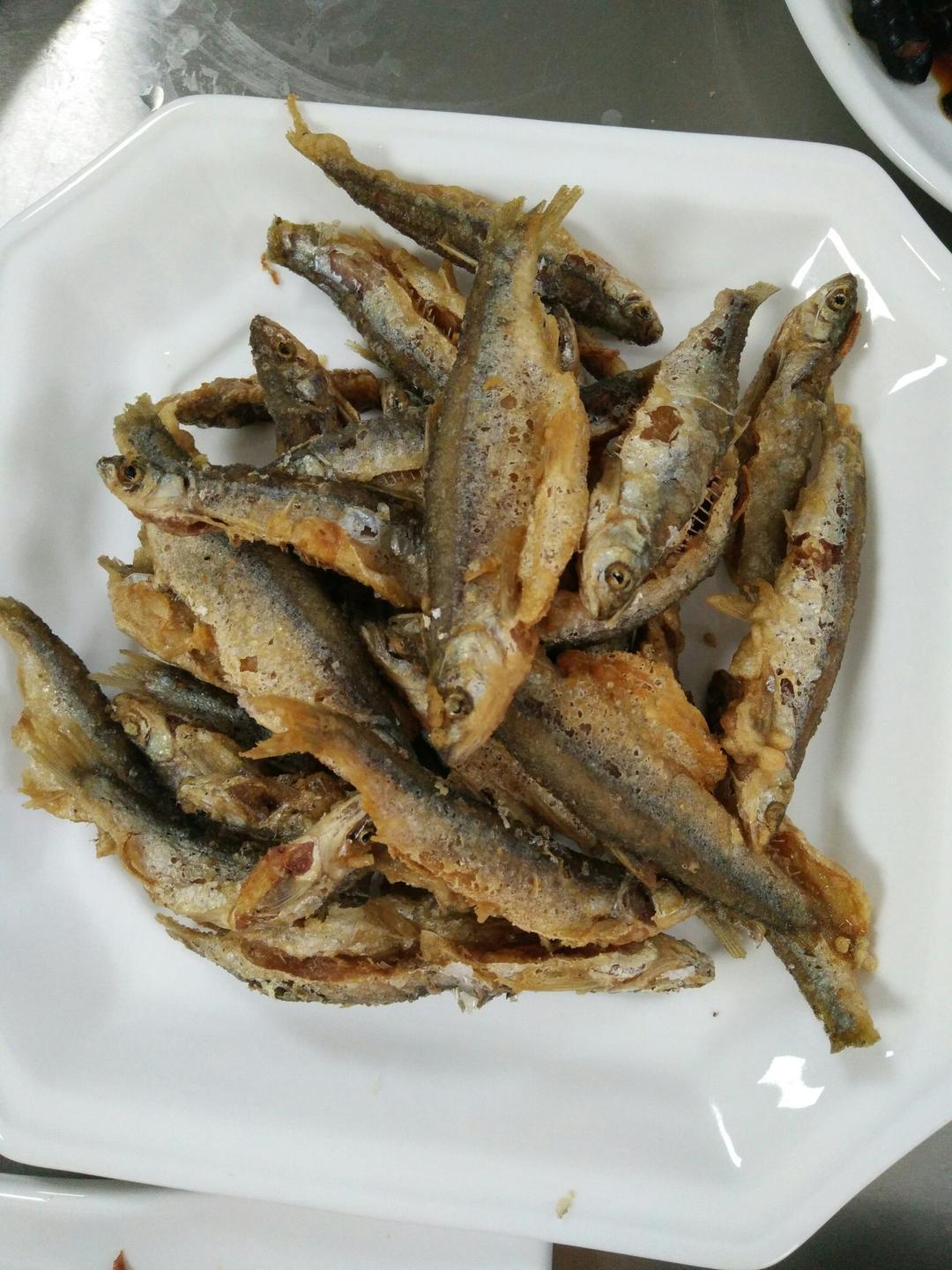 平淡又静然做的油炸小白条