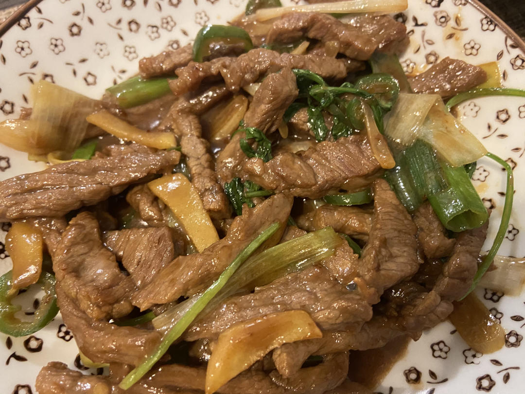 🔥嫩滑爽口的香菜炒牛肉🐂