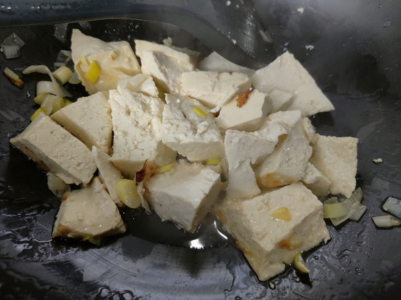 简单好吃的炖豆腐的做法 步骤5