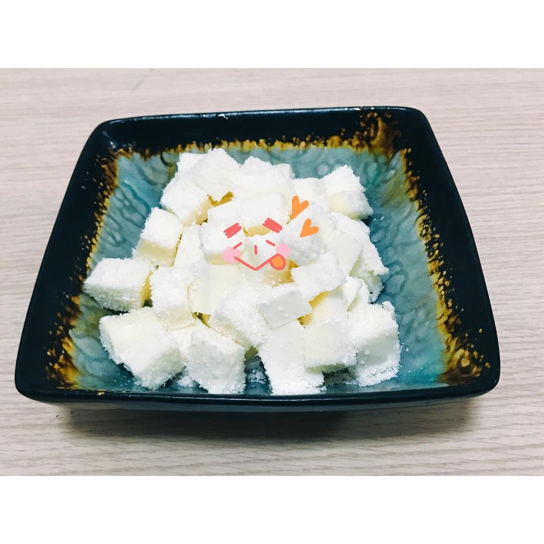 椰丝牛奶小方糕