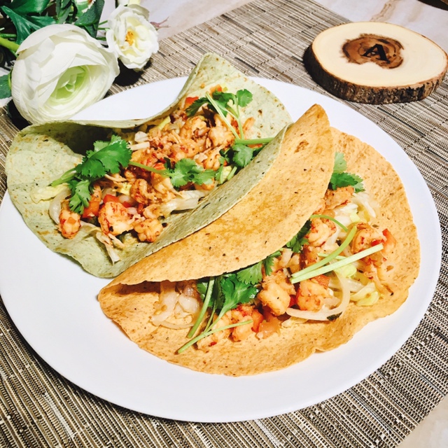 【快手菜】墨西哥风味小龙虾塔可卷饼 Mexican crawfish tacos的做法 步骤5