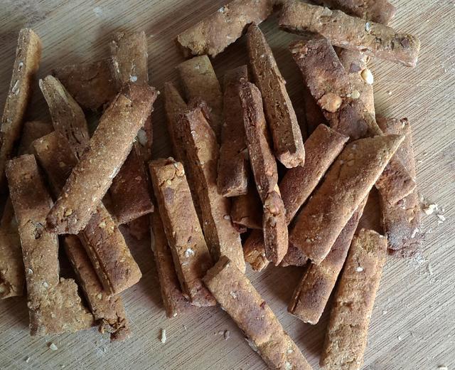 磨牙棒红枣坚果全麦饼干健康減脂的做法