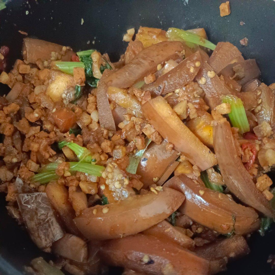 紫茄子炒小青菜