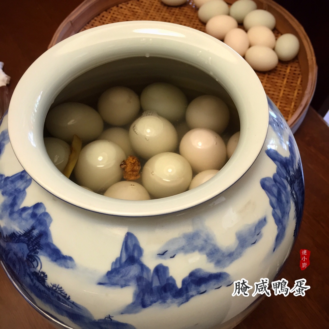 腌咸鸭蛋(简易香醇)