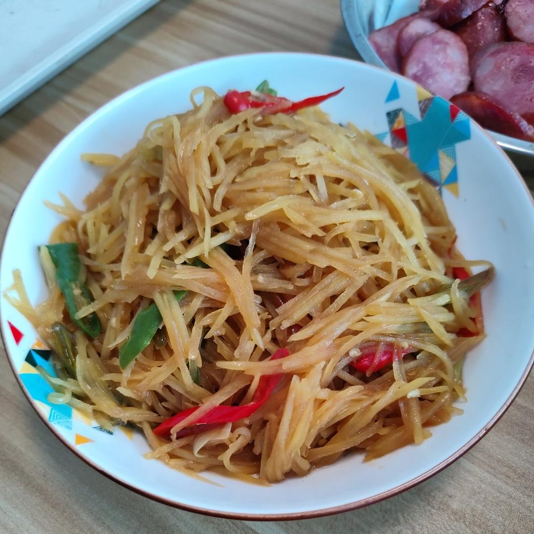 酸辣土豆丝的家常做法 超级下饭