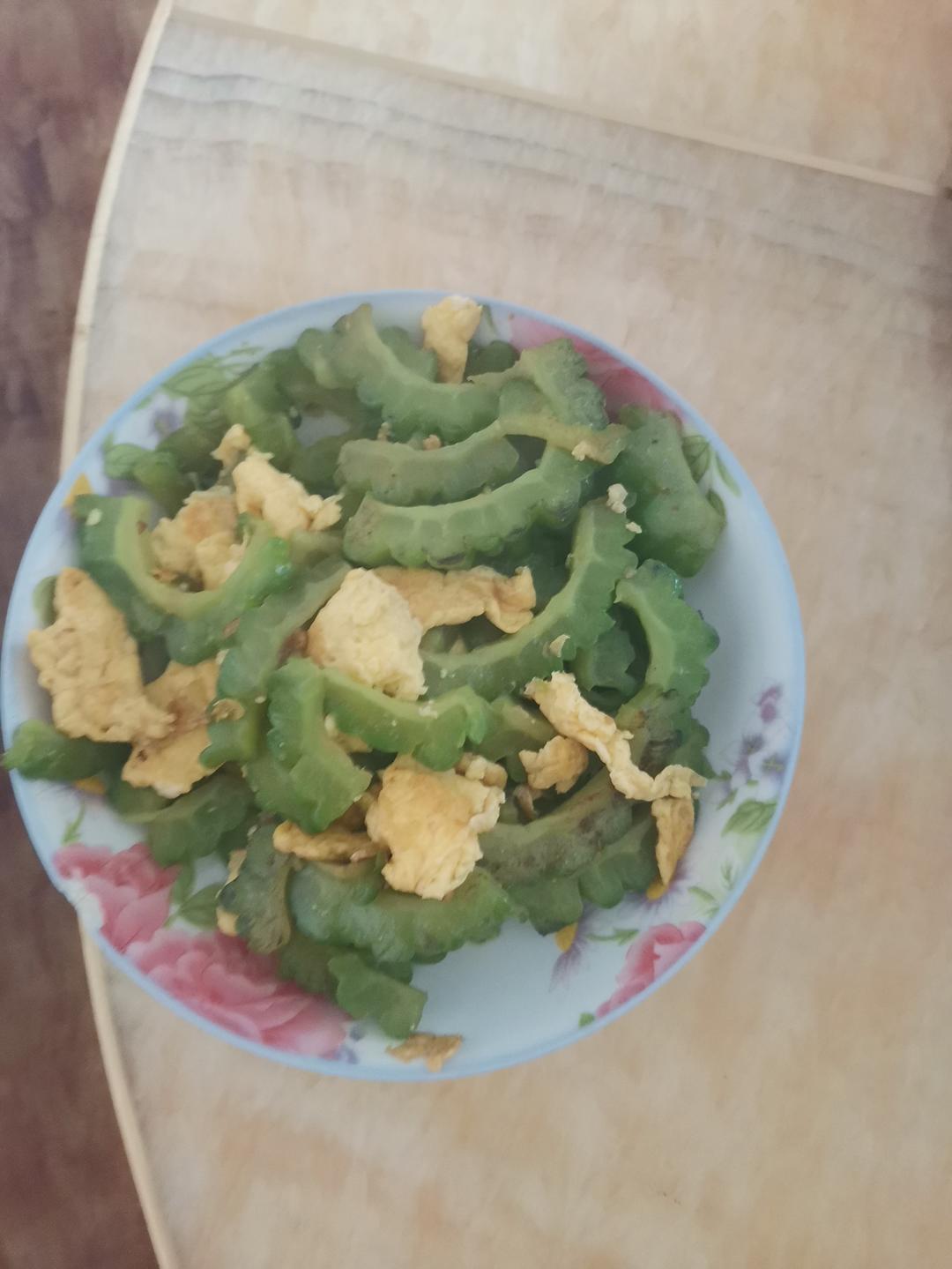 苦瓜炒蛋（清火菜）